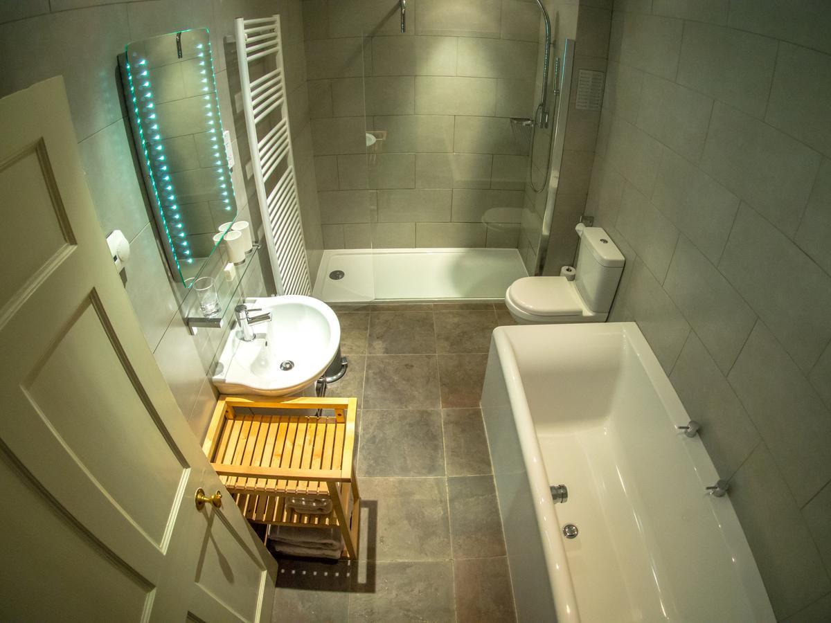 Six Brunton Place Guest House Edimburgo Esterno foto